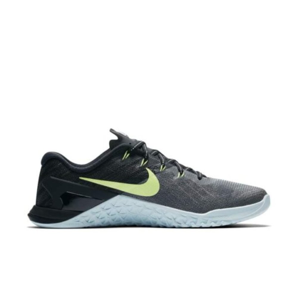 Nike Women Metcon 3 Grey Ghost Green CrossFit Trainers
